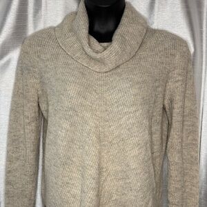 Tahari Cowl Neck Sweater Acrylic Blend Tan Ribbed Long Sleeve Comfy Fuzzy